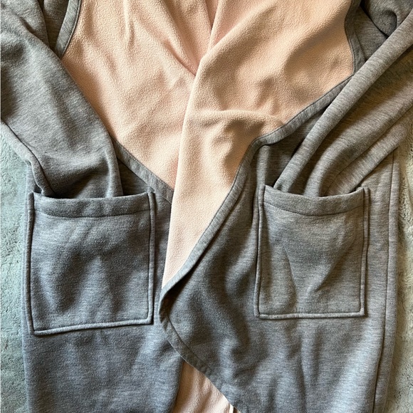 Fabletics Cardigan - Picture 2 of 3